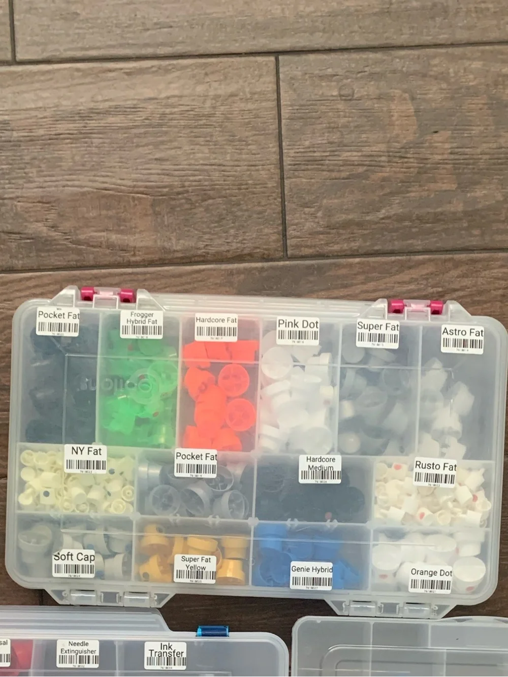Spray paint caps